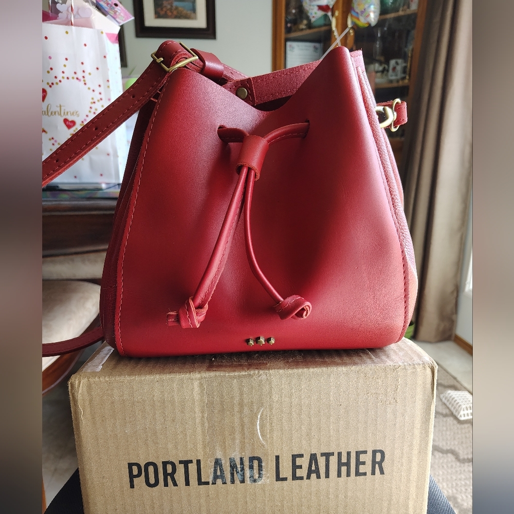 Portland Leather Chili Red Nest Bucket Crossbody Bag